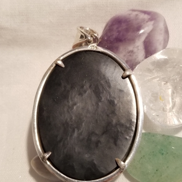 *Vintage Angel Carved Black Onyx Cameo - Picture 5 of 5